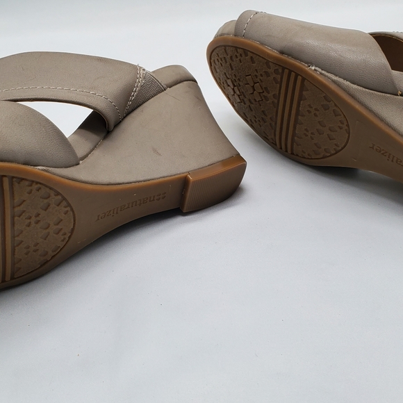 Naturalizer N5 Comfort Mule - Picture 7 of 10